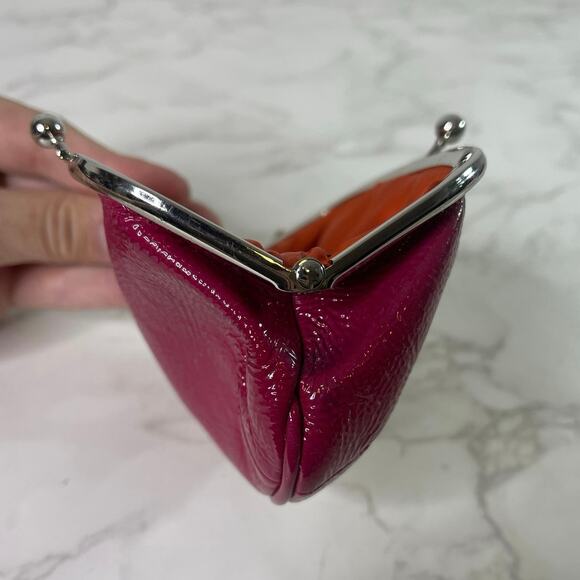 Vintage Y2K Coach Pink Kiss Lock Patent Leather Pouch Wallet - Picture 9 of 14